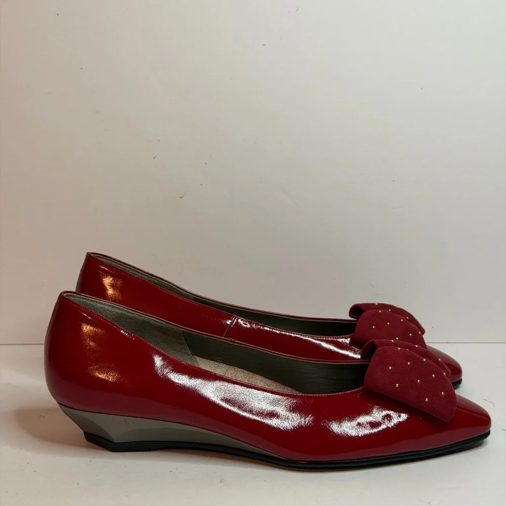 Vintage Yves Saint Laurent (YSL) Red Patent Leather Flat Pumps Size 35.5